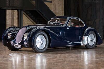 بنتلی دارتمور، کوپه‌ دست‌ساز ناشناخته با موتور نظامی رولزرویس - پدال