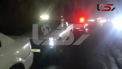 تصادف زنجیره‌ای 16 خودرو در بزرگراه امام علی(ع) / نشت گازوئیل بزرگراه را به «پیست یخ» تبدیل کرد