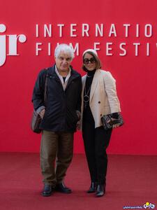  تصویری متفاوت از مهدی هاشمی و همسر کم سن و سالش!