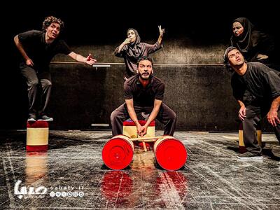 «اتوبوس» در جشنواره تئاتر کودک همدان؛ روایت پنج نوجوان در بحبوحه جنگ | مجموعه رسانه ای صبا