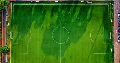 زمان دقیق بازی پرسپولیس و پیکان امروز سه شنبه ۱۸ اذر ۱۴۰۴