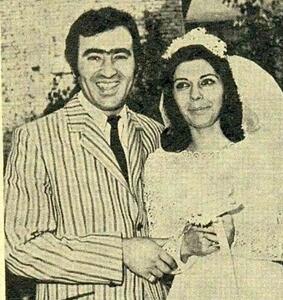 عکس کمتر دیده شده از مراسم عروسی ثریا قاسمی - سلام نو