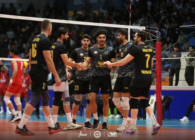 کپی‌برداری عجیب سپاهان از پوستر معروف!