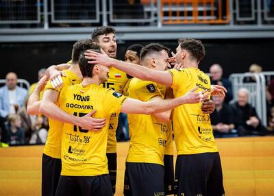 تحقیرآمیز و غیرمنتظره: غول ترک زیر دست و پا له شد!