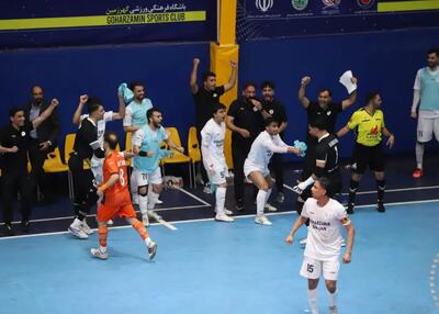 شانس قهرمانی سیرجانی‌ها به مو رسید اما پاره نشد!
