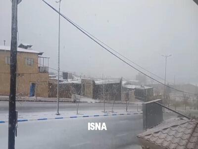 بارش برف پاییزی در تویسرکان