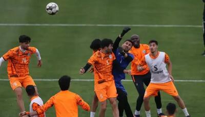 چادرملو رتبه استقلال را هدف قرار داد