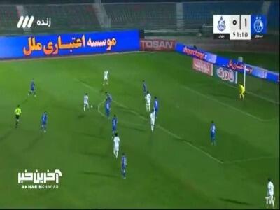 گل اول ملوان به استقلال توسط محمد علی‌نژاد