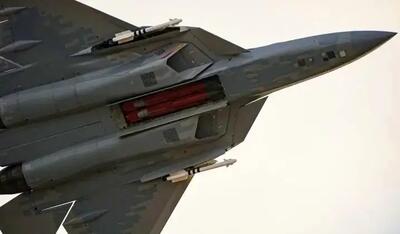 پرواز سوخو ۳۵ روسیه به سوی ایران؛ سوخو ۵۷ در آشیانه ها ماندند