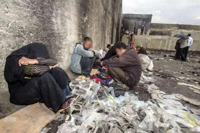 جسد کارتن‌خوابی که ۳۰ روز بی‌صاحب ماند/ کارتن‌خواب‌هایی که حاضرند از سرما بمیرند اما به گرم‌خانه نروند