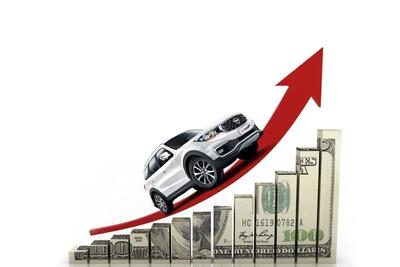 خودروهای داخلی و وارداتی در شوک دلار ؛  قیمت‌ها به اوج رسید