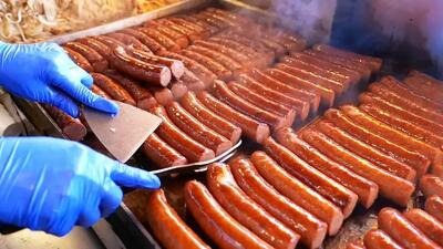  محبوب‌ترین غذاهای خیابانی نیویورک؛ ساندویچ مرغ و هات داگ (فیلم)