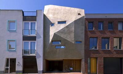 خانه‌ای که زیبا نیست اما یک اثر هنری است!