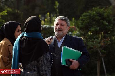 حضرتی: محدودیت واتساپ و بخش‌هایی از یوتیوب در دانشگاه ها رفع می‌شود