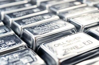 تحلیل فاندامنتال اونس نقره در آستانه تصمیم حساس فدرال رزرو