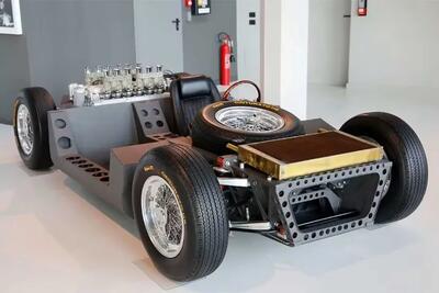 نمایش شاسی لخت لامبورگینی میورا