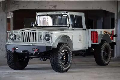بازتولید جیپ نظامی دهه ۱۹۶۰ با پیشرانه V8 همی