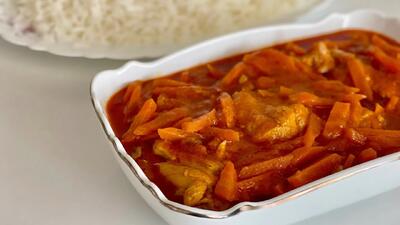  طرز تهیه خورشت هویج با مرغ؛ غذای خوش رنگ و لعاب برای سفره های ایرانی