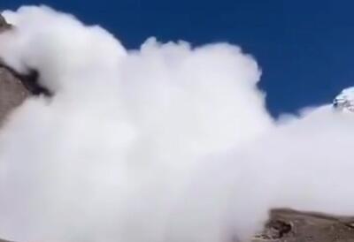 ببینید/ حرکت چشم‌گیر ابر بر روی قله سبلان