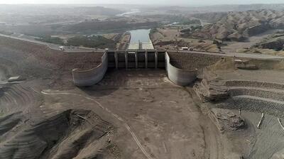 بلایی که خشک شدن سد کرخه بر سر مردم می‌آورد!