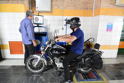 جریمه موتورسیکلت سواران در صورت نداشتن معاینه فنی شروع شد