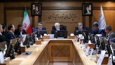 عارف: هیچ بخشی قیم دانشگاه‌ها نیست