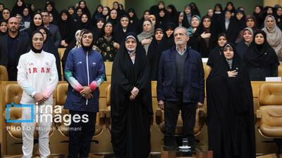  گزارش تصویری/ گرامیداشت «روز زن» با حضور رییس جمهور