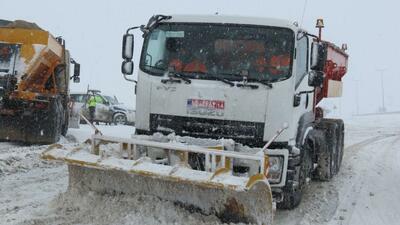 باران و برف گستره وسیعی از جاده‌های کشور را در بر گرفت