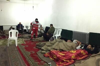  اسکان مسافران گرفتار در برف توسط هلال احمر کردستان