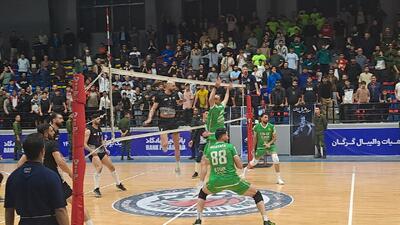 تیم والیبال پاس گرگان با هزینه شخصی اعضا نفس می‌کشد