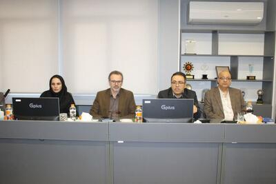  پایش جامع پارک‌های علم/۱۰۰ مدیر زیست‌بوم فناوری تربیت می‌شود