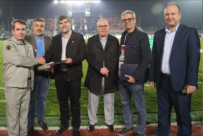 ‌تقدیر از سه محیط‌بان پرتلاش تالاب انزلی از سوی باشگاه استقلال