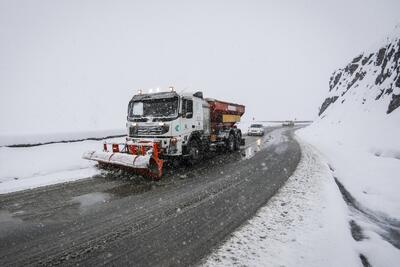 محور چالوس و تهران–شمال مسدود است | الزام همراه داشتن زنجیر چرخ