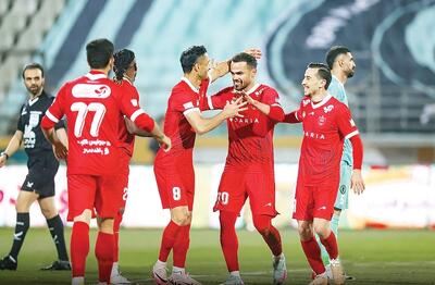  اولین صدرنشینی پرسپولیس با اوسمار