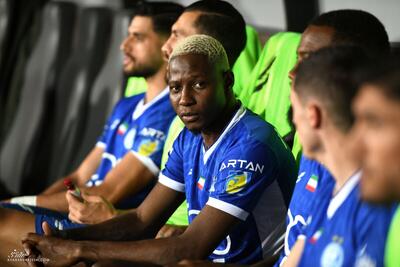 جنگ پنهان بازیکن خارجی و ساپینتو؛ درخواست فیکس شدن، با نه سرمربی مواجه شد