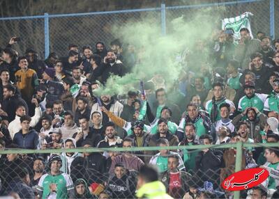 استقبال شبانه هواداران از تیم خیبر در فرودگاه + ویدئو - کلبه سرگرمی