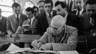  اگه کودتای ۲۸ مرداد علیه مصدق شکست می‌خورد چی می‌شد؟