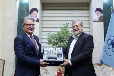  قلندرشریف: مشهد محور گسترش دیپلماسی شهری ایران در همکاری با ترکیه است