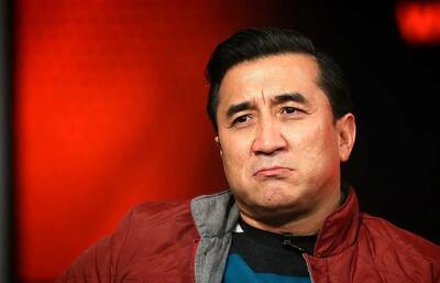 بی ادبی خداداد عزیزی تمامی ندارد!/ فحش رکیک جلوی دوربین/ ببینید