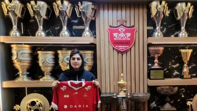 دروازه بان خوش استایل و مهاجم گلزن فوتبال زنان ایران به پرسپولیس آمدند + عکس