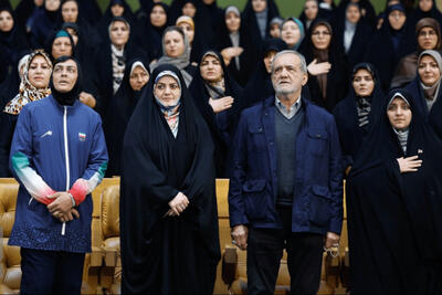 زنان، سازندگان آینده کشور و پایه‌های توسعه جامعه هستند