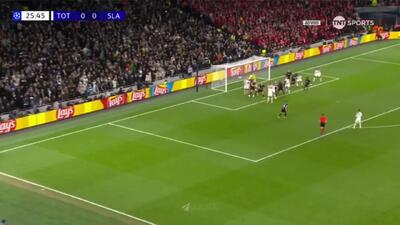 ویدیو: گل اول تاتنهام به اسلاویا پراگ با گل به خودی زیما - پارس فوتبال