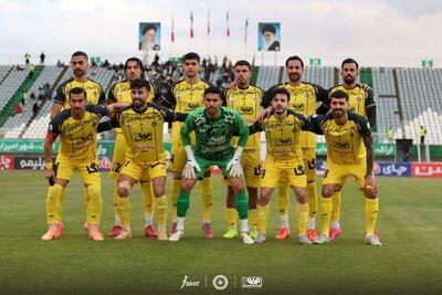 صدرنشینی دوباره سپاهان در اراک؛ فجر در خانه شکست خورد - پارس فوتبال