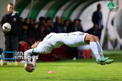 عکس متفاوت از بازی ذوب آهن-تراکتور - پارس فوتبال