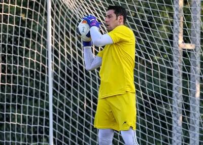 اخباری زیر تیغ جراحی رفت! - پارس فوتبال