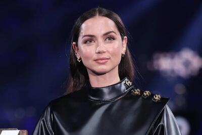 عکس | آنا د آمارس در فرمول یک ابوظبی! - پارس فوتبال