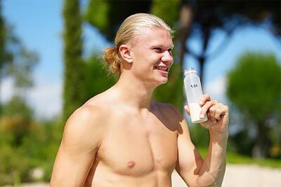 هالند: امسال، فقط این‌ یک‌بار الکل نوشیدم؛ دستکش نمی‌پوشیدم چون پدرم کتکم می‌زد! - پارس فوتبال