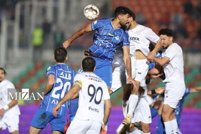 پیروزی استقلال مقابل ملوان در پایان نیمه اول - پارس فوتبال