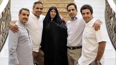  عکس/ مروری بر دورهمی خانوادگی منوچهر هادی در خانه پدری به مناسبت روز مادر /جشنی مجلل و باشکوه بدون حضور یکتا ناصر