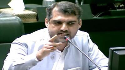 انتقاد تند علیه نماینده قم در مجلس/ به شورش علیه قوه قضاییه دعوت می کنی ؟ / منان‌رئیسی : آقایان  پروژه‌بگیر آنچه که گفتم حمله سکته گذرا بود!